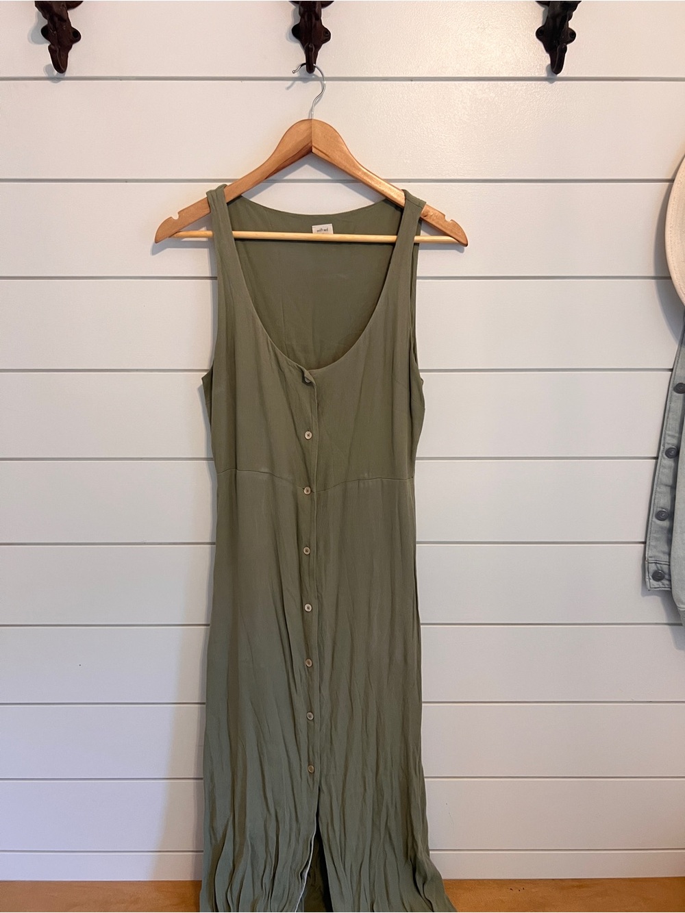 Wilfred Olive Button-Front Sleeveless Maxi Dress